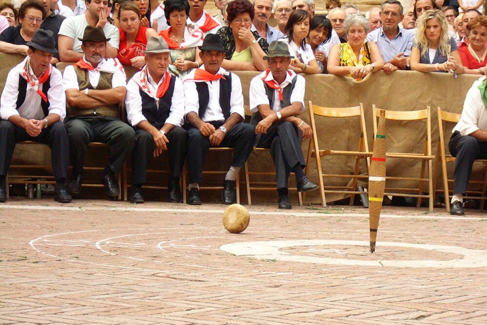 sagra-del-cacio-pienza-siena-tuscany-italy