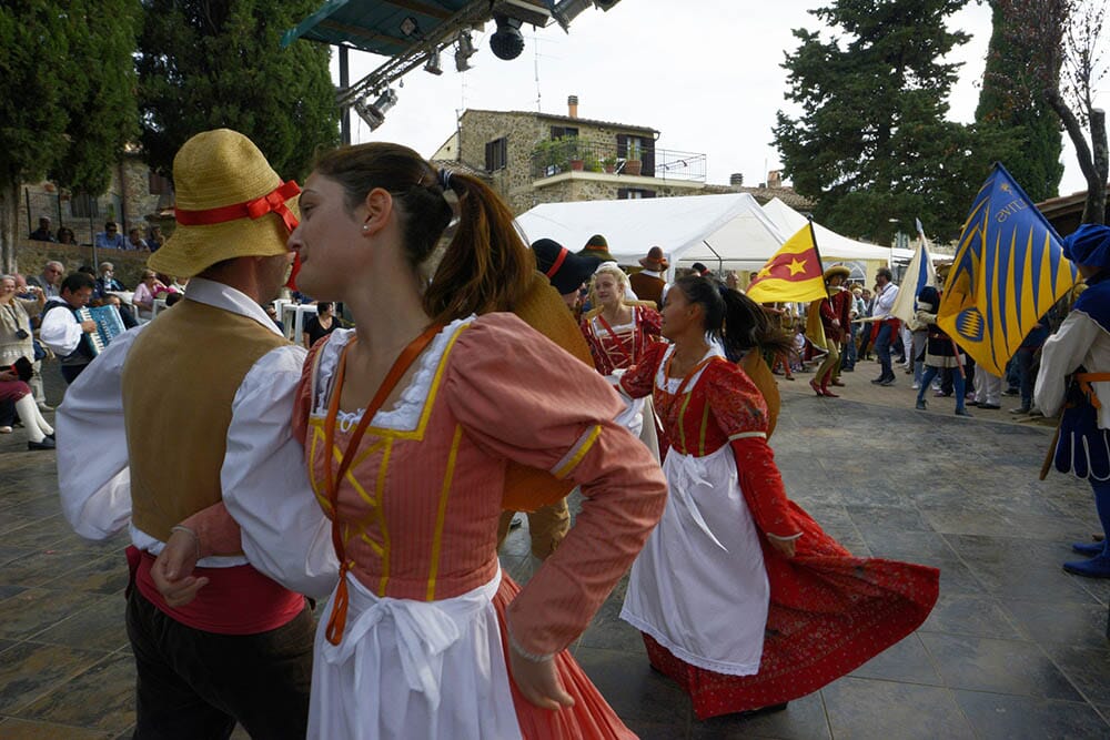 sagra-del-galletto-camigliano-montalcino-siena-tuscany1-italy