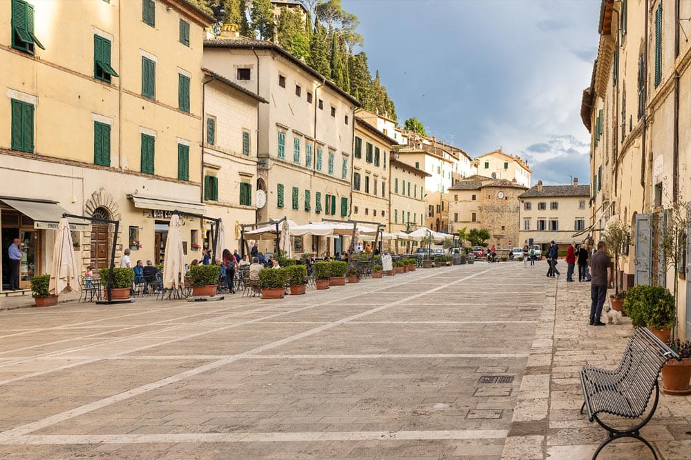 cetona-siena-tuscany-italy