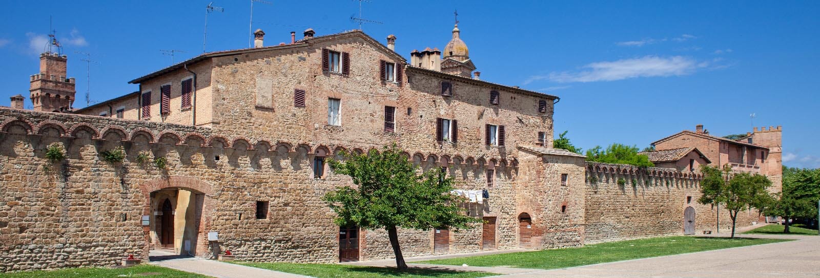 buonconvento-siena-tuscany-italy